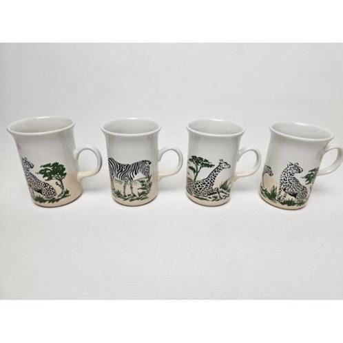 # Churchill England mokken 4 stuks. luipaard
giraffe zebra, Huis en Inrichting, Keuken | Servies, Zo goed als nieuw, Kop(pen) en/of Schotel(s)