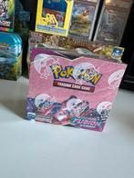 Fusion strike booster box, Hobby en Vrije tijd, Verzamelkaartspellen | Pokémon, Ophalen of Verzenden, Zo goed als nieuw, Boosterbox