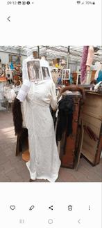 Antieke trouwjurk mooi voor op een paspop. Met lange sleep., Antiek en Kunst, Ophalen of Verzenden
