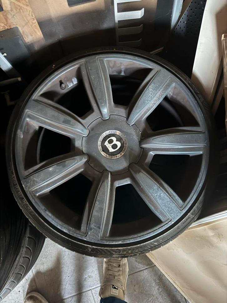 Bentley 20 inch velgen met zomerbanden (opknappers), Auto-onderdelen, Overige Auto-onderdelen, Gebruikt, Ophalen of Verzenden