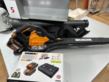 Bladblazer en zuiger op accu Worx - bijna nieuw beschikbaar voor biedingen