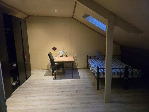 Room in Oss, Huizen en Kamers, Kamers te huur, s-Hertogenbosch, 20 tot 35 m²