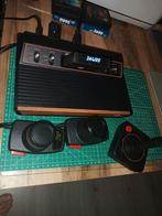 De nieuwe Atari 2600+ met paddles en games, Spelcomputers en Games, Spelcomputers | Atari, Ophalen, Met games, Zo goed als nieuw