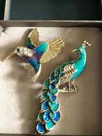 NIEUW SET 2 broches Pauw en kolibrie, Verzenden, Nieuw, Overige kleuren, Overige materialen