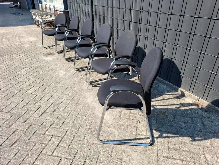 Interstuhl buizenframe sledestoel stoelen 6x zgan! Kijk,, Huis en Inrichting, Stoelen, Zo goed als nieuw, Vijf, Zes of meer stoelen