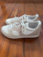 Saucony Sneakers Dames Maat 42 Beige, Beige, Nieuw, Ophalen of Verzenden, Sneakers of Gympen