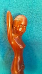 Elegant Bali Beeld Jonge Vrouw, Ophalen of Verzenden