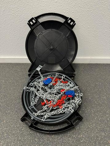 Diverse PEWAG sneeuwkettingen te huur beschikbaar voor biedingen