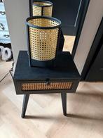 Nachtkastje en lampje zwart/riet, Minder dan 45 cm, Ophalen of Verzenden, Zo goed als nieuw, Minder dan 55 cm