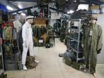 Verzameling leger spullen grote partijen en losse verkoop, Ophalen of Verzenden, Landmacht, Nederland, Kleding of Schoenen