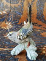 Goudhaantje oud beeldje uit Duitsland van Goebel 10,3 cm., Antiek en Kunst, Antiek | Porselein, Ophalen of Verzenden
