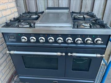 Boretti gasfornuis met dubbele oven beschikbaar voor biedingen