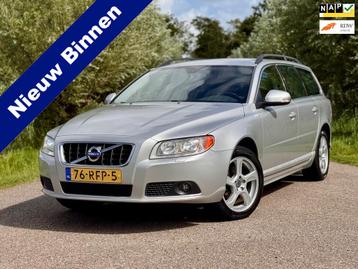 Volvo V70 1.6 T4 Limited Edition / NL Auto / 2 Eigenaren / A beschikbaar voor biedingen