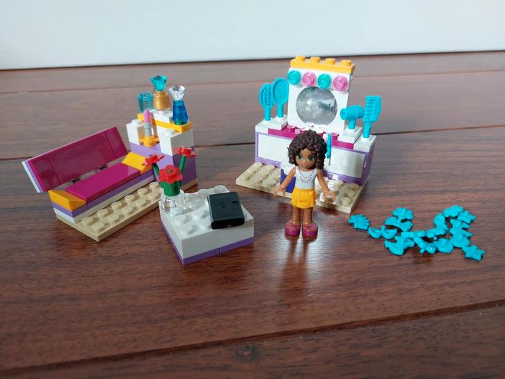 LEGO Friends Emma's kaptafel 41009, Kinderen en Baby's, Speelgoed | Duplo en Lego, Zo goed als nieuw, Lego, Ophalen of Verzenden