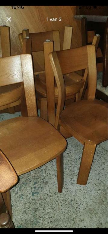 Blank Eiken stoelen ,tafels en meubels beschikbaar voor biedingen
