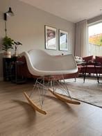 Stijlvolle schommelstoel – replica Vitra Eames, Huis en Inrichting, Stoelen, Ophalen, Kunststof, Wit, Zo goed als nieuw
