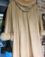 Bugatti kalfsleren nappa cape met cappuchon en vossenbont, Ophalen, Beige, Maat 42/44 (L), Bugatti