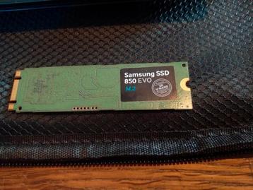 250 Gb Samsung 850 EVO SSD M2 beschikbaar voor biedingen