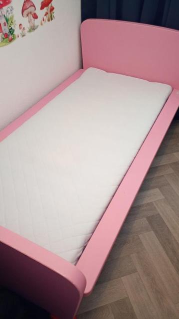 peuterbed rose 160 x 70  beschikbaar voor biedingen