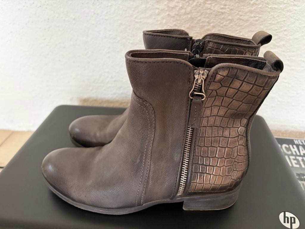 You know laarsjes/ dameslaarsjes maat 39 bruin, Kleding | Dames, Schoenen, Zo goed als nieuw, Lage of Enkellaarzen, Bruin, Ophalen of Verzenden