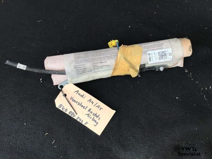 Audi A4 A5 voorstoel airbag rechts 8K0 880 242 F, Auto-onderdelen, Dashboard en Schakelaars, Audi, Gebruikt, Ophalen of Verzenden