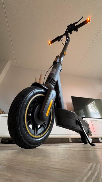 Ninebot Segway Max G2 opgevoerd beschikbaar voor biedingen