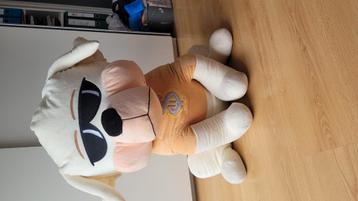 Stoere hond, mooie grote knuffel.  beschikbaar voor biedingen