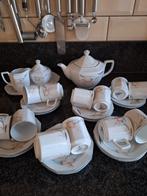 Heel mooi koffie of thee servies oa 12 kopjes ,, Antiek en Kunst, Ophalen of Verzenden