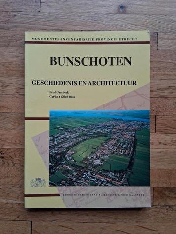 Bunschoten geschiedenis en architectuur in woord en beeld  beschikbaar voor biedingen