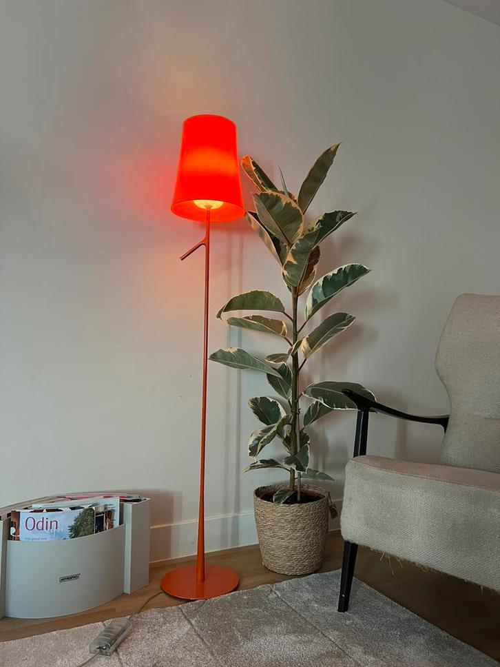 Foscarini Birdie - Italiaans Design, Huis en Inrichting, Lampen | Vloerlampen, Zo goed als nieuw, 100 tot 150 cm, Kunststof, Ophalen