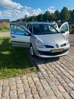 Renault Clio 1.2 16V 48KW Auth 5-DRS E4 2006 Grijs, Auto's, Renault, Origineel Nederlands, Te koop, Zilver of Grijs, 5 stoelen