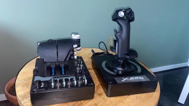 Logitech X56 HOTAS RGB, Computers en Software, Joysticks, Zo goed als nieuw, Ophalen of Verzenden
