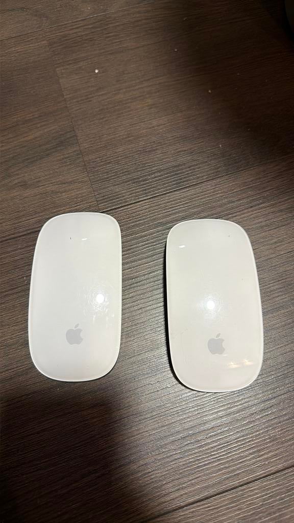 apple magic mouse 1, Computers en Software, Muizen, Ophalen of Verzenden, Zo goed als nieuw