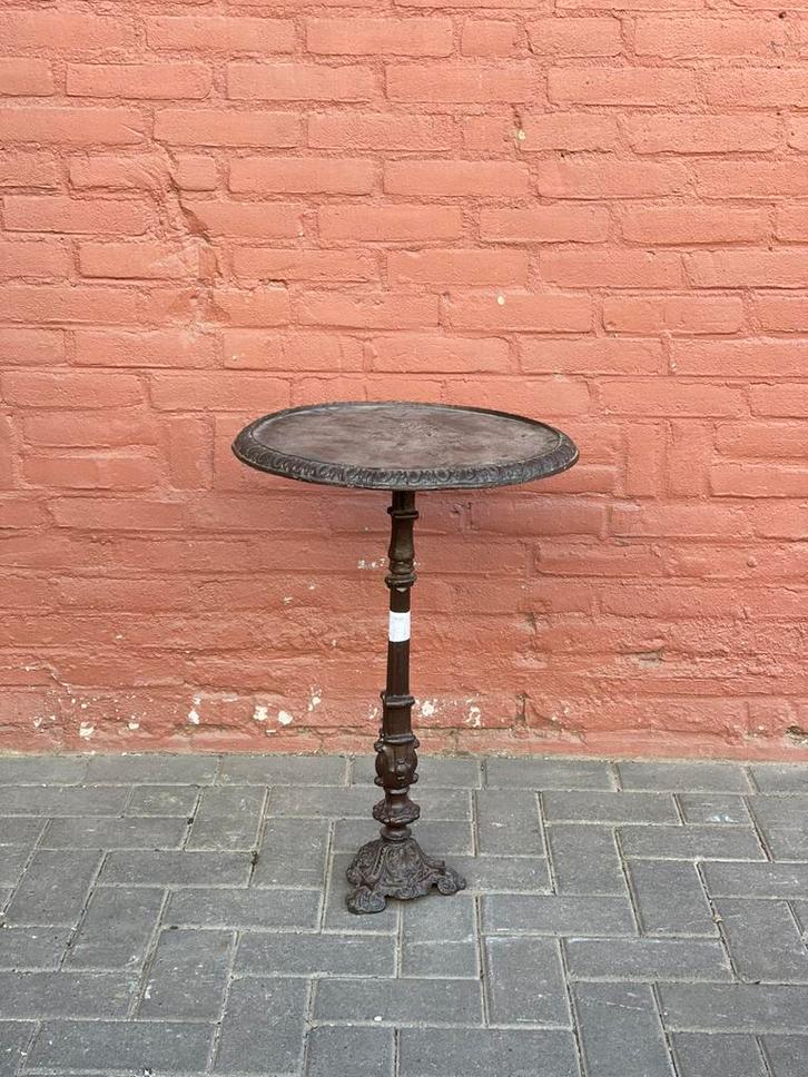 Antieke gietijzeren bijzettafel met marmeren plaat, Huis en Inrichting, Woonaccessoires | Overige, Ophalen of Verzenden