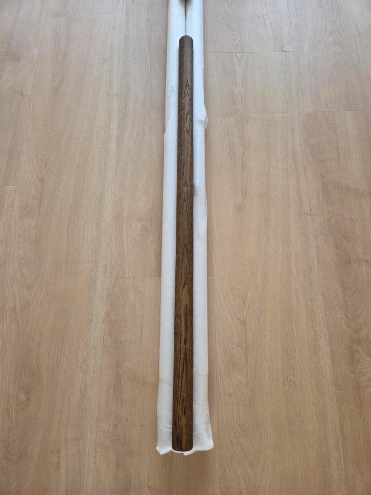 Donker Eiken Houten Trapleuning Nieuw, Doe-het-zelf en Verbouw, Ladders en Trappen, Nieuw, Ophalen