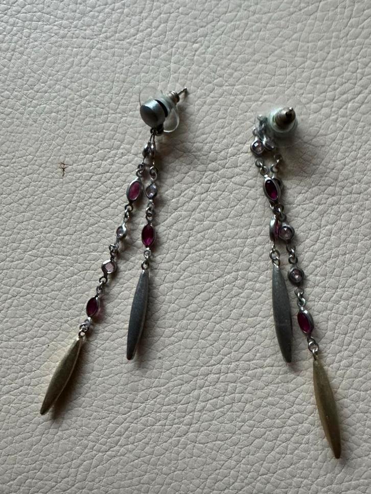 Gouden Uniek handgemaakt, door goudsmet oorbellen, Sieraden, Tassen en Uiterlijk, Oorbellen, Nieuw, Goud, Met edelsteen, Ophalen of Verzenden