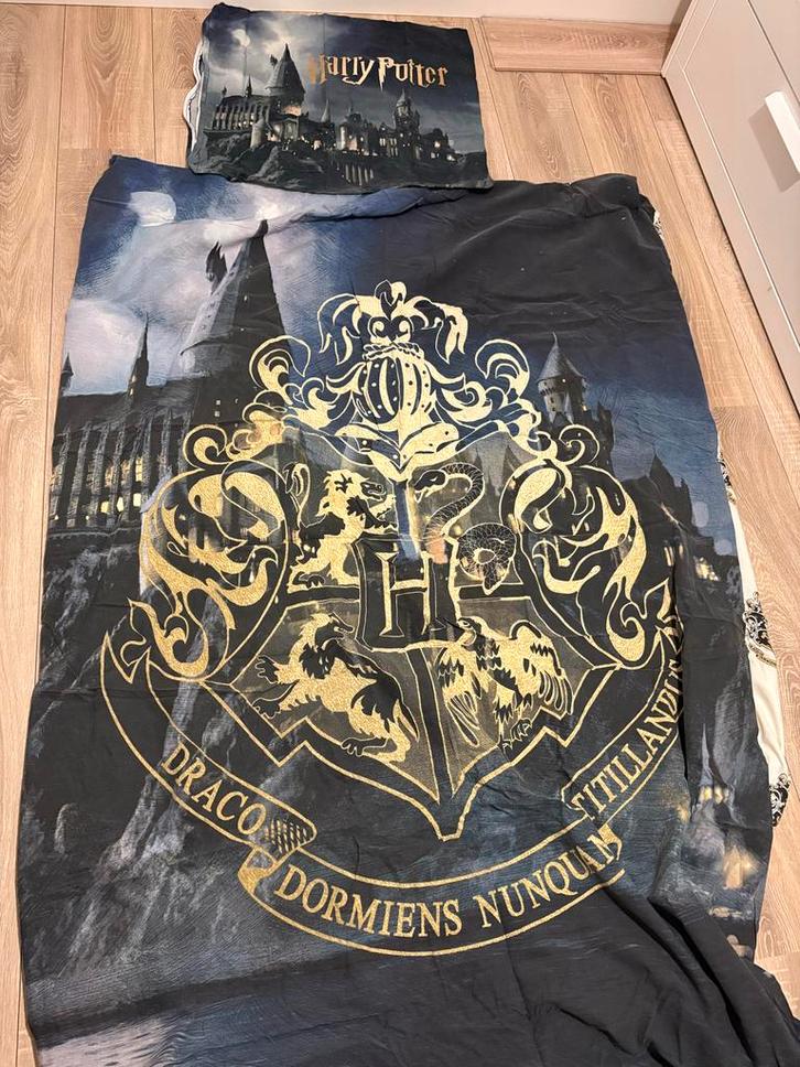 Harry Potter Eenpersoons Dekbedovertrek, Huis en Inrichting, Slaapkamer | Beddengoed, Gebruikt, Dekbedovertrek, Eenpersoons, Wit