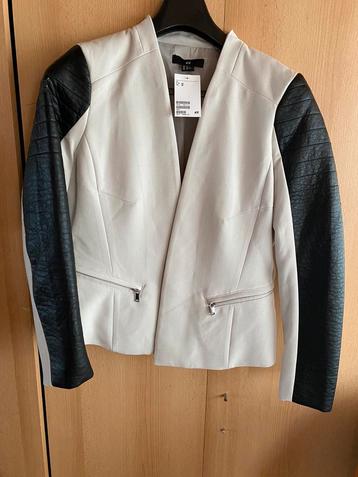 Nieuwe mooie blazer 42 beschikbaar voor biedingen
