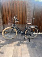 Elops Stadsfiets 520 laag frame donkerblauw, Ophalen, Zo goed als nieuw