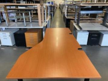 Hoekbureau met knop  220x110/80xH62-82 cm, 38 stuks - afbeelding 6