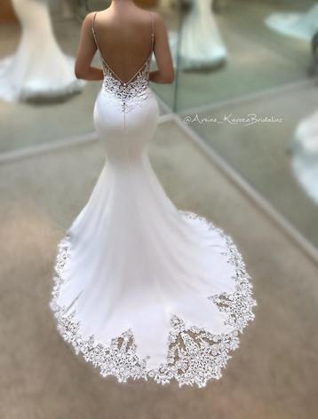 Trouwjurk kanten sleep maat 38 beschikbaar voor biedingen