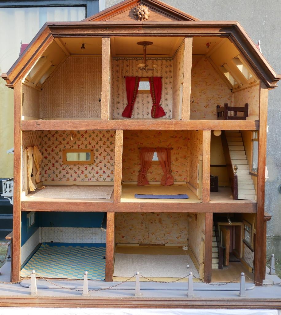 antiek poppenhuis, Antiek en Kunst, Antiek | Speelgoed, Ophalen