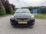 Toyota Avensis 2.0 VVTi Luna AUTOMAAT*2e eigenaar*CARPLAY ME, 4 cilinders, Zwart, Bedrijf, Sedan