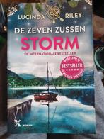 De Zeven Zussen - Storm (Lucinda Riley), Ophalen of Verzenden, Zo goed als nieuw, Lucinda Riley, Nederland
