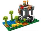 LEGO Minecraft De Panda-opvangplaats 21158 (doos+boekjes), Kinderen en Baby's, Speelgoed | Duplo en Lego, Ophalen of Verzenden