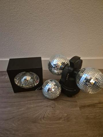 Diverse feestlampen beschikbaar voor biedingen