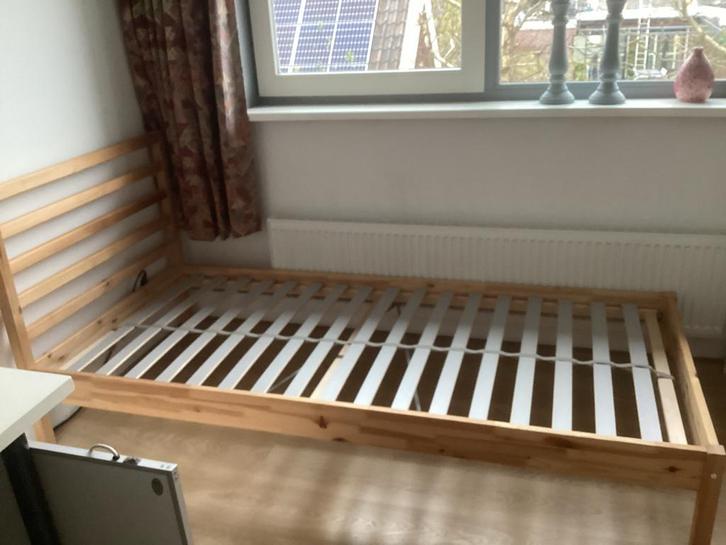 IKEA Tarva bedframe 90x200 + matras - zo goed als nieuw!, Huis en Inrichting, Slaapkamer | Bedden, Zo goed als nieuw, Eenpersoons