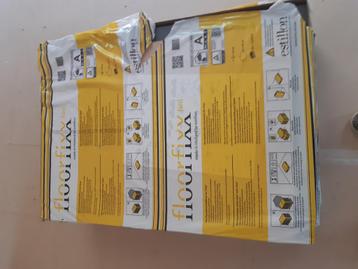 3 dozen floorfixx fini ondervloer platen. beschikbaar voor biedingen