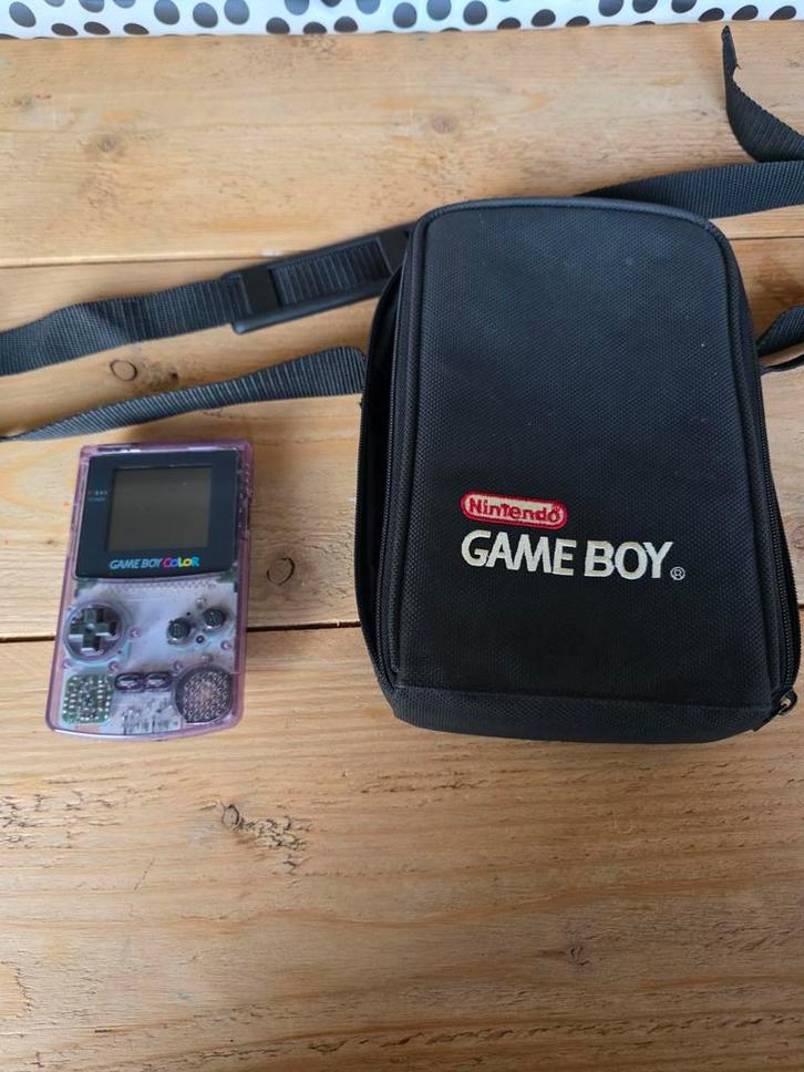 Game Boy Color - Atomic Purple, Spelcomputers en Games, Spelcomputers | Nintendo Game Boy, Gebruikt, Game Boy Color, Met beschermhoes of tas