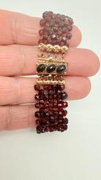 Armband met mooi gemaakt patroon glas kralen en gouden slot., Antiek en Kunst, Ophalen of Verzenden, Goud